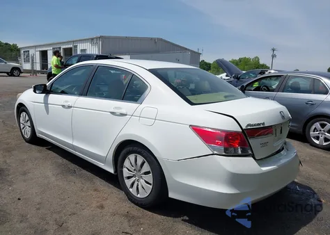 2012 Honda Accord 2.4 Lx из США, поврежденный, VIN 1HGCP2F3XCA061071